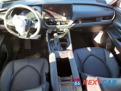 Zdjęcie 8 z 14 samochodu: 2024 TOYOTA GRAND HIGHLANDER XLE VIN:5TDAAAB55RS050757 - miniatura