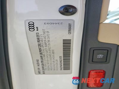 Zdjęcie 12 z 12 samochodu: 2017 AUDI A4 PRESTIGE VIN:WAUFNAF42HN021875 - miniatura
