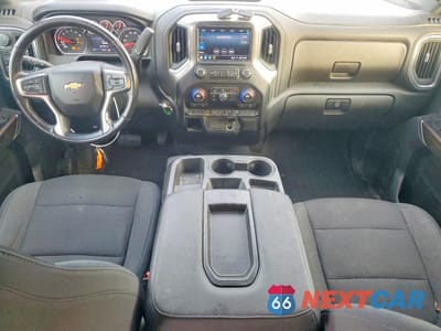 Zdjęcie 8 z 13 samochodu: 2019 CHEVROLET SILVERADO K1500 LT VIN:1GCUYDED5KZ396714 - miniatura