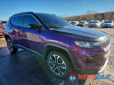 Czwarte zdjęcie samochodu z boku: 2023 JEEP COMPASS LIMITED VIN:3C4NJDCN8PT522714 - miniatura