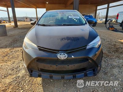 Piąte zdjęcie samochodu w środku: 2018 TOYOTA COROLLA LE VIN:5YFBURHE5JP785642 - miniatura