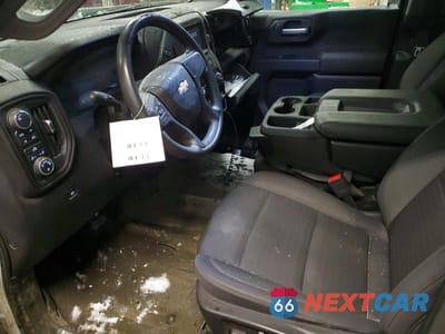 Zdjęcie 7 z 11 samochodu: 2025 CHEVROLET SILVERADO K1500 VIN:1GCPKAEK4SZ205344 - miniatura