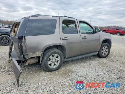 Trzecie zdjęcie samochodu z tyłu: 2012 GMC YUKON VIN:1GKS1CE06CR218917 - miniatura