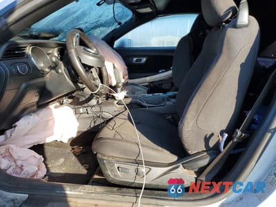 Zdjęcie 7 z 11 samochodu: 2016 FORD MUSTANG VIN:1FATP8EM2G5227082 - miniatura