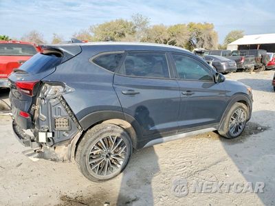 Trzecie zdjęcie samochodu z tyłu: 2021 HYUNDAI TUCSON VIN:KM8J33AL6MU360597 - miniatura