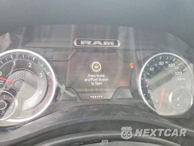 Zdjęcie 9 z 13 samochodu: 2019 RAM 5500 TRUCK CAB AND CHASSIS VIN:3C7WRMAL3KG648160 - miniatura