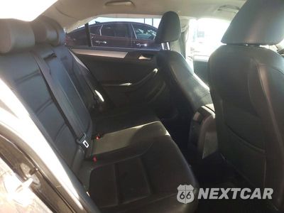 Zdjęcie 10 z 12 samochodu: 2017 VOLKSWAGEN JETTA SE VIN:3VWDB7AJ6HM209115 - miniatura
