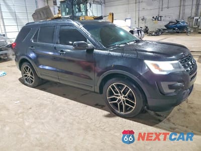 Czwarte zdjęcie samochodu z boku: 2017 FORD EXPLORER SPORT VIN:1FM5K8GT3HGD11273 - miniatura
