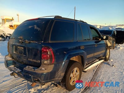 Trzecie zdjęcie samochodu z tyłu: 2003 CHEVROLET TRAILBLAZER VIN:1GNDT13S932109505 - miniatura