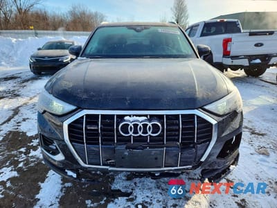 Piąte zdjęcie samochodu w środku: 2022 AUDI Q3 PREMIUM 40 VIN:WA1AUCF34N1052321 - miniatura