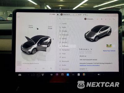 Zdjęcie 9 z 13 samochodu: 2023 TESLA MODEL Y VIN:7SAYGDEE0PF781255 - miniatura