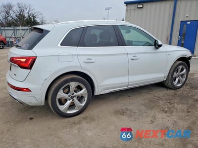 Trzecie zdjęcie samochodu z tyłu: 2022 AUDI Q5 PREMIUM PLUS 45 VIN:WA1EAAFY0N2049047 - miniatura