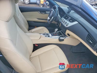 Zdjęcie 10 z 13 samochodu: 2014 BMW Z4 SDRIVE28I VIN:WBALL5C54EJ105213 - miniatura