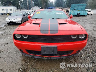 Piąte zdjęcie samochodu w środku: 2021 DODGE CHALLENGER SXT VIN:2C3CDZAG3MH582411 - miniatura