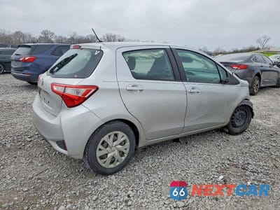 Trzecie zdjęcie samochodu z tyłu: 2018 TOYOTA YARIS VIN:VNKKTUD38JA091260 - miniatura