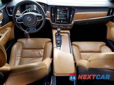 Zdjęcie 8 z 11 samochodu: 2018 VOLVO S90 T6 INSCRIPTION VIN:LVY992MLXJP030945 - miniatura