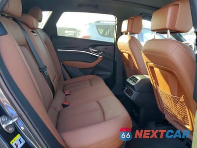 Zdjęcie 11 z 14 samochodu: 2022 AUDI E-TRON PREMIUM PLUS VIN:WA1LAAGE7NB014081 - miniatura