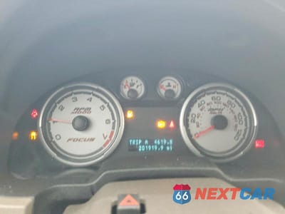 Zdjęcie 9 z 12 samochodu: 2010 FORD FOCUS SE VIN:1FAHP3FN5AW248901 - miniatura