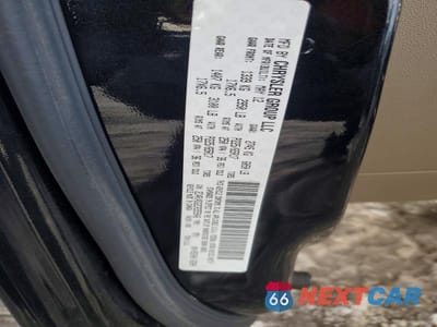 Zdjęcie 13 z 13 samochodu: 2012 VOLKSWAGEN ROUTAN SEL PREMIUM VIN:2C4RVADG2CR355946 - miniatura