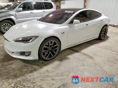 2018 TESLA MODEL S 5YJSA1E23JF274091 - główne zdjęcie licytacji z USA - miniatura