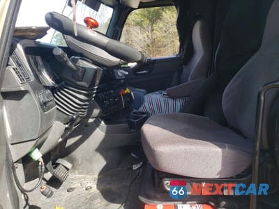 Zdjęcie 7 z 13 samochodu: 2021 INTERNATIONAL LT625 SEMI TRUCK VIN:3HSDZAPR4MN314899 - miniatura