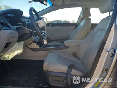 Zdjęcie 7 z 12 samochodu: 2017 HYUNDAI SONATA HYBRID VIN:KMHE34L39HA075615 - miniatura