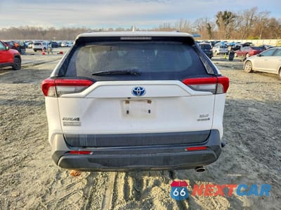 Zdjęcie 6 z 13 samochodu: 2019 TOYOTA RAV4 VIN:JTMRWRFV1KD041911 - miniatura