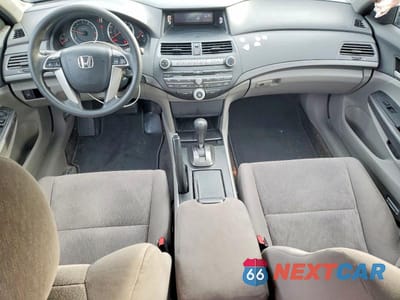 Zdjęcie 8 z 12 samochodu: 2010 HONDA ACCORD LX VIN:1HGCP2F34AA058566 - miniatura
