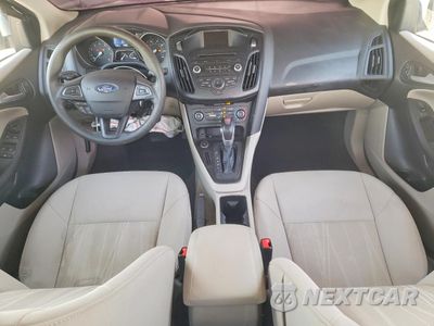 Zdjęcie 8 z 13 samochodu: 2015 FORD FOCUS SE VIN:1FADP3F24FL214817 - miniatura
