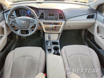 Zdjęcie 8 z 13 samochodu: 2015 HYUNDAI SONATA SE VIN:5NPE24AF9FH049378 - miniatura
