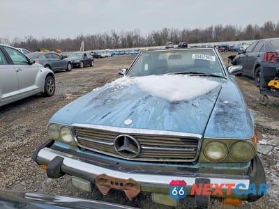 Piąte zdjęcie samochodu w środku: 1982 MERCEDES-BENZ 380 SL VIN:WDBBA45A0CB015877 - miniatura