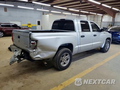 Trzecie zdjęcie samochodu z tyłu: 2011 DODGE DAKOTA SLT VIN:1D7RE3GK1BS606325 - miniatura
