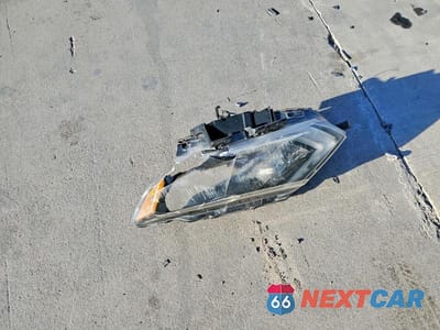 Zdjęcie 12 z 12 samochodu: 2012 CHRYSLER 300 VIN:2C3CCAAG1CH107214 - miniatura