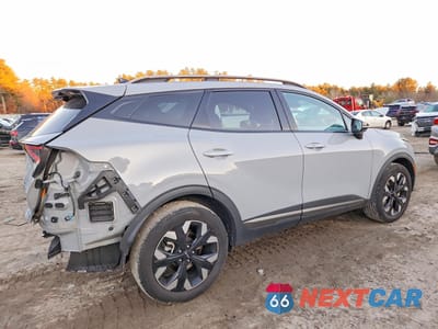 Trzecie zdjęcie samochodu z tyłu: 2023 KIA SPORTAGE X LINE VIN:5XYK6CAF7PG138182 - miniatura