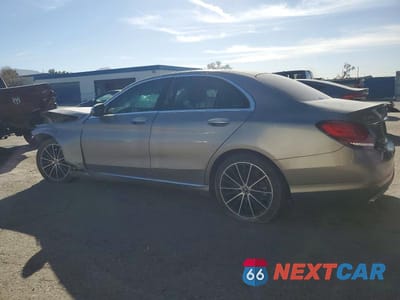 Drugie zdjęcie samochodu z przodu: 2020 MERCEDES-BENZ C 300 VIN:W1KWF8DB1LR602950 - miniatura