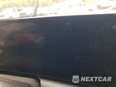 Zdjęcie 9 z 11 samochodu: 2025 BMW 228XI VIN:WBA23GG01S7T71870 - miniatura