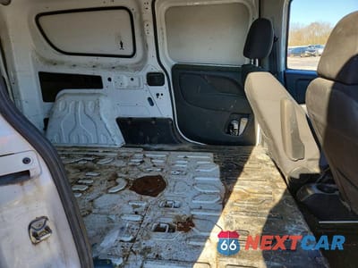 Zdjęcie 11 z 13 samochodu: 2017 RAM PROMASTER CITY VIN:ZFBERFAB2H6F17944 - miniatura