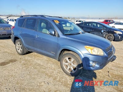 Czwarte zdjęcie samochodu z boku: 2010 TOYOTA RAV4 LIMITED VIN:JTMDK4DV1AD010944 - miniatura
