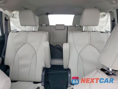 Zdjęcie 10 z 13 samochodu: 2024 TOYOTA GRAND HIGHLANDER XLE VIN:5TDAAAB50RS069250 - miniatura