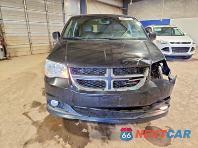 Piąte zdjęcie samochodu w środku: 2019 DODGE GRAND CARAVAN SXT VIN:2C4RDGCG7KR660946 - miniatura