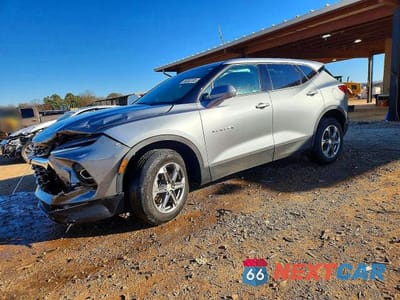 2024 CHEVROLET BLAZER 2LT 3GNKBCR4XRS219331 - główne zdjęcie licytacji z USA - miniatura