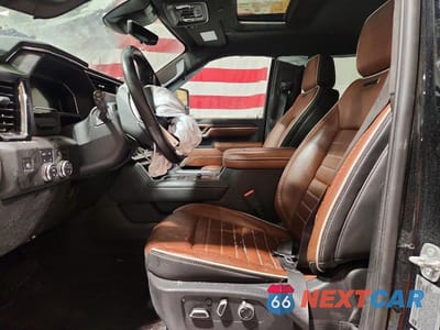 Zdjęcie 7 z 11 samochodu: 2025 GMC SIERRA K2500 DENALI ULTIMATE VIN:1GT4UXEY2SF170549 - miniatura