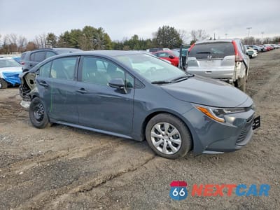 Czwarte zdjęcie samochodu z boku: 2025 TOYOTA COROLLA LE VIN:5YFB4MDE4SP351853 - miniatura