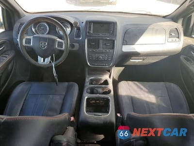 Zdjęcie 8 z 12 samochodu: 2019 DODGE GRAND CARAVAN GT VIN:2C4RDGEG5KR737150 - miniatura