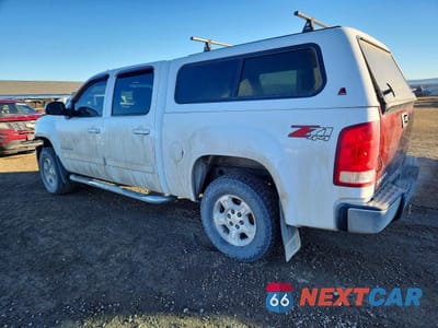 Drugie zdjęcie samochodu z przodu: 2008 GMC SIERRA K1500 VIN:3GTEK13368G232976 - miniatura