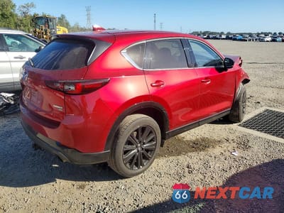 Trzecie zdjęcie samochodu z tyłu: 2022 MAZDA CX-5 VIN:JM3KFBAY4N0525956 - miniatura