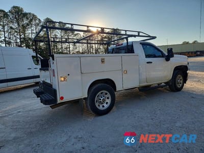 Trzecie zdjęcie samochodu z tyłu: 2024 CHEVROLET SILVERADO HD UTILITY / SERVICE TRUCK VIN:1GB3YSE77RF313813 - miniatura