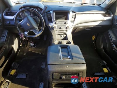 Zdjęcie 8 z 13 samochodu: 2017 CHEVROLET SUBURBAN C1500 LS VIN:1GNSCGKC0HR343339 - miniatura