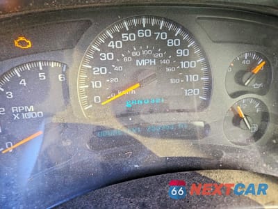 Zdjęcie 9 z 12 samochodu: 2005 CHEVROLET SUBURBAN K1500 VIN:1GNFK16ZX5J251651 - miniatura