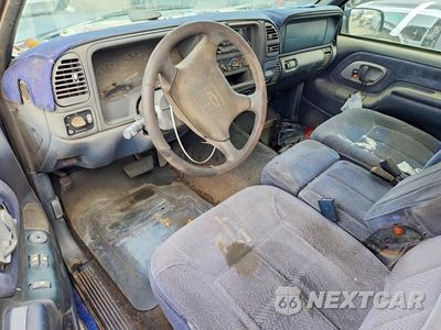 Zdjęcie 8 z 12 samochodu: 1997 CHEVROLET GMT-400 C1500 VIN:1GBEC19R6VE206328 - miniatura